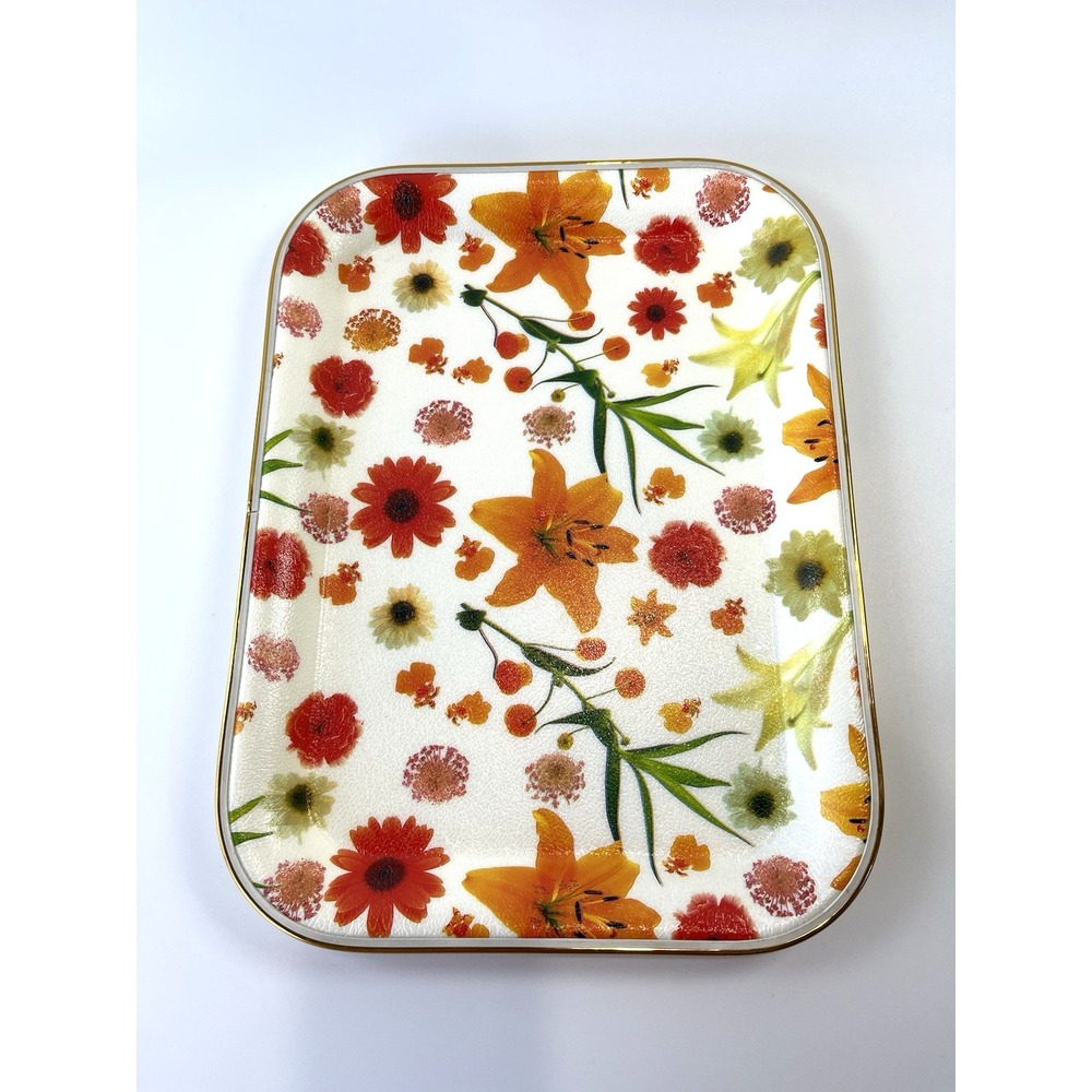 Vintage Flowered Serving Tray With Golden Trim Plastic 13" X‎ 10"